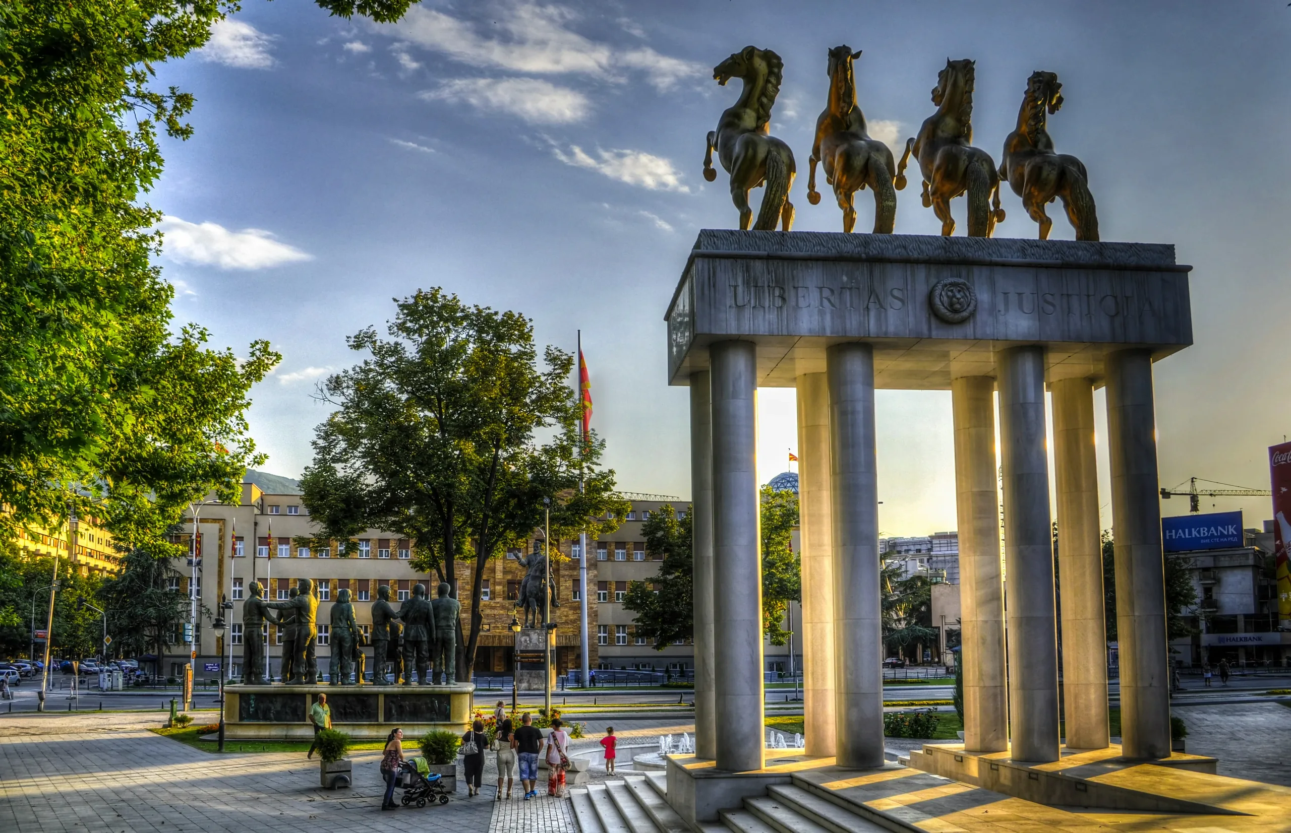 Macedonia Square at night